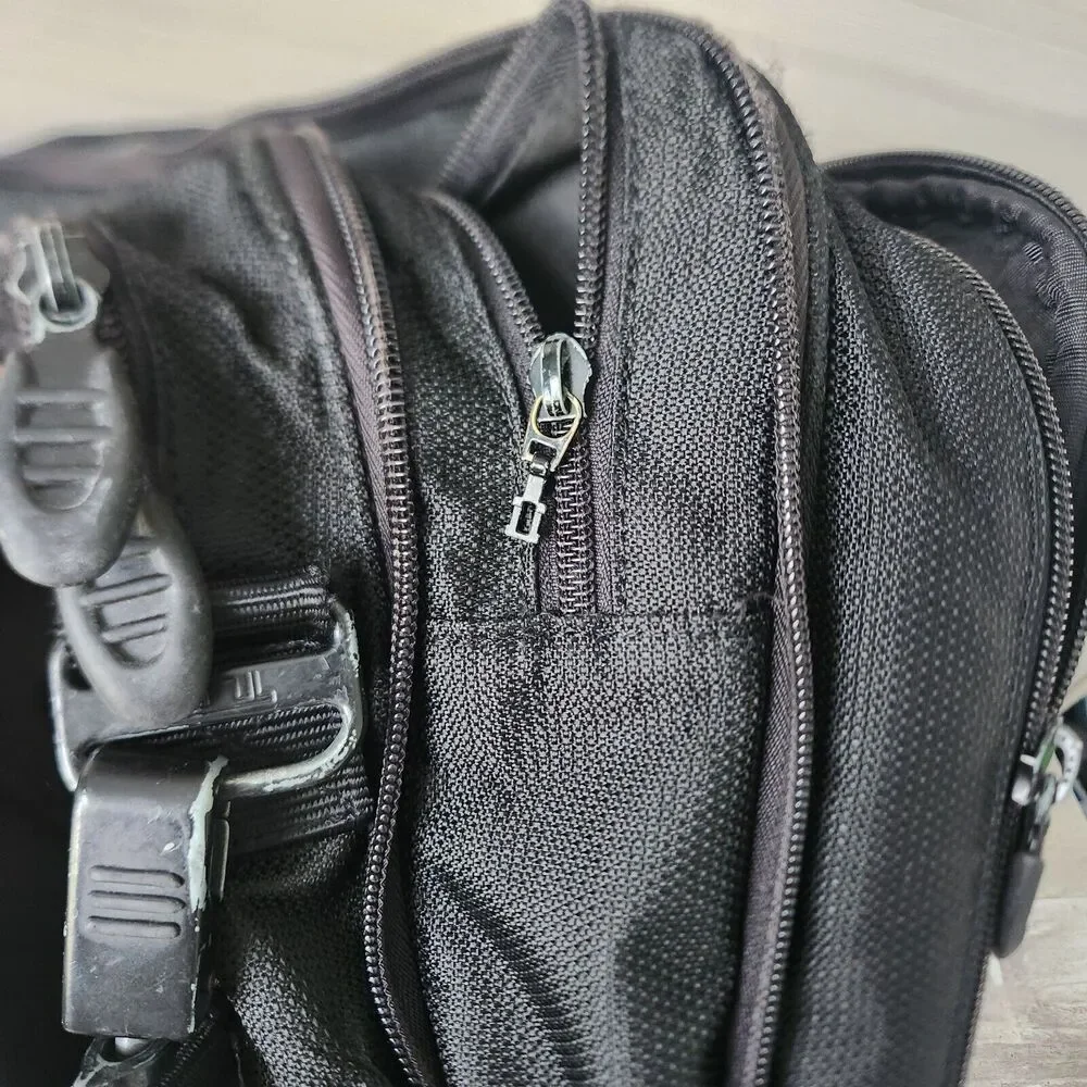 Tumi T-Tech T2 Carry On Expandable Nylon Ballistic Laptop Briefcase Bag w/ Strap